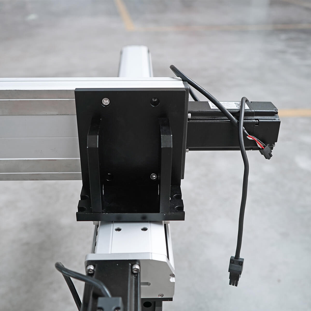 定製多軸龍門（mén）滑台模組