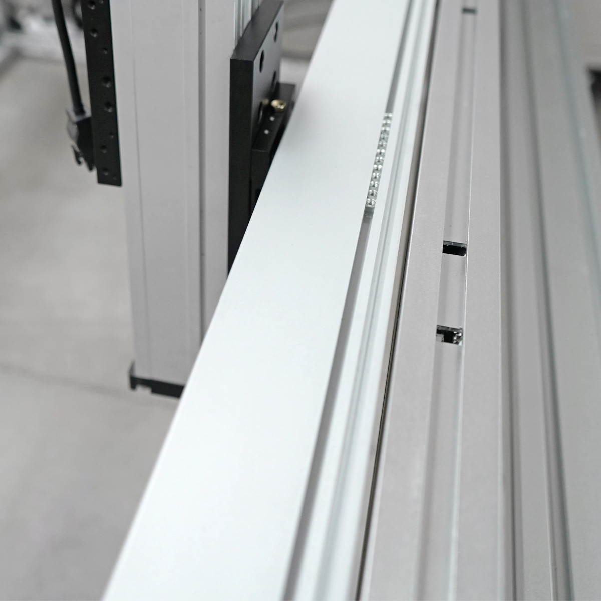 定製三(sān)軸龍門滑台 定製三(sān)軸龍門滑台