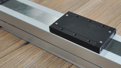 直線滑台（tái）是否能降低人工成（chéng）本？