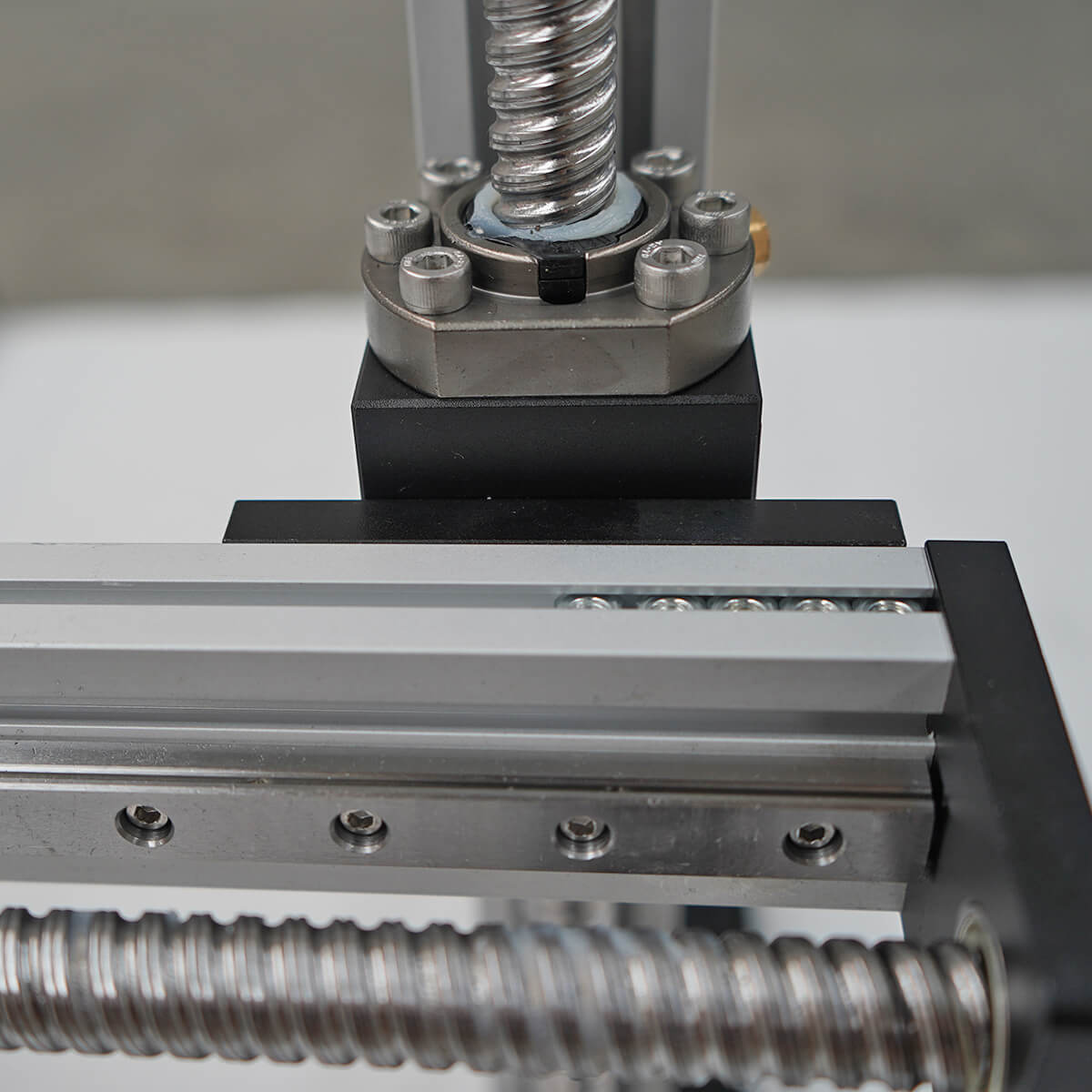 定製三軸龍門滑台（tái）